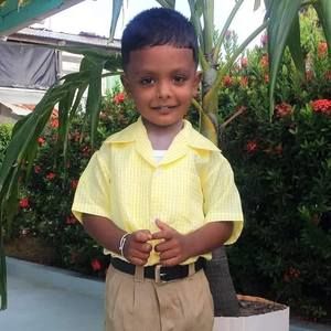 Meet your Posher, Bibi